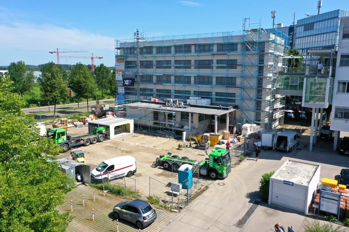 BW4 Polizeiinspektion Augsburg Ost - Bild 1